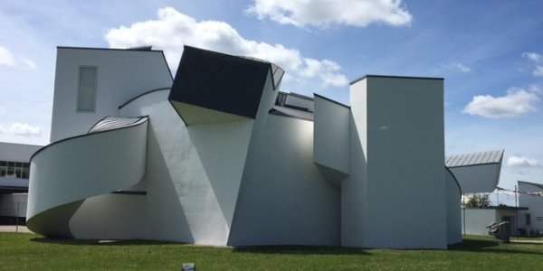 11/10 Campus Vitra Architecture