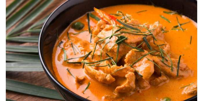 ce soir on cuisine : Un poulet au curry Panang et un cheesecake mangue-fruit de la passion 