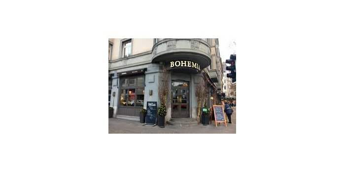 Café-rencontre au Bohémia