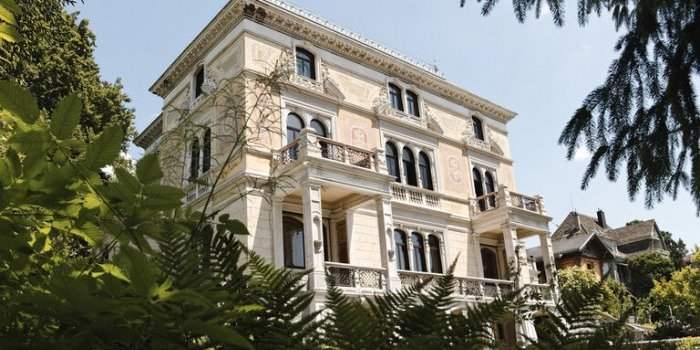 Visite guidée de la Villa Patumbah 